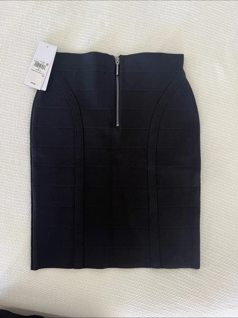 GUESS Ottoman Stitch Mirage Skirt NWT Size S - Picture 2 of 4